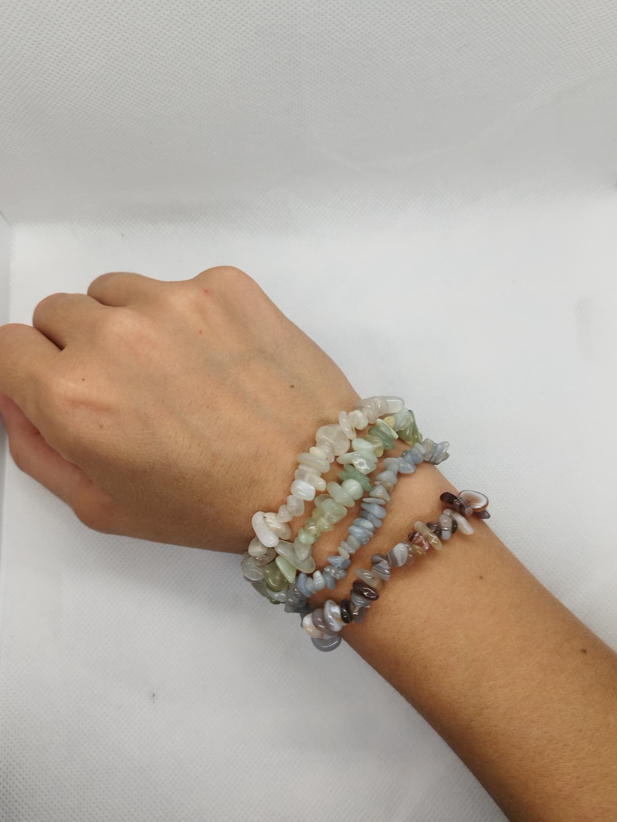 Pietra di luna bianca in chips