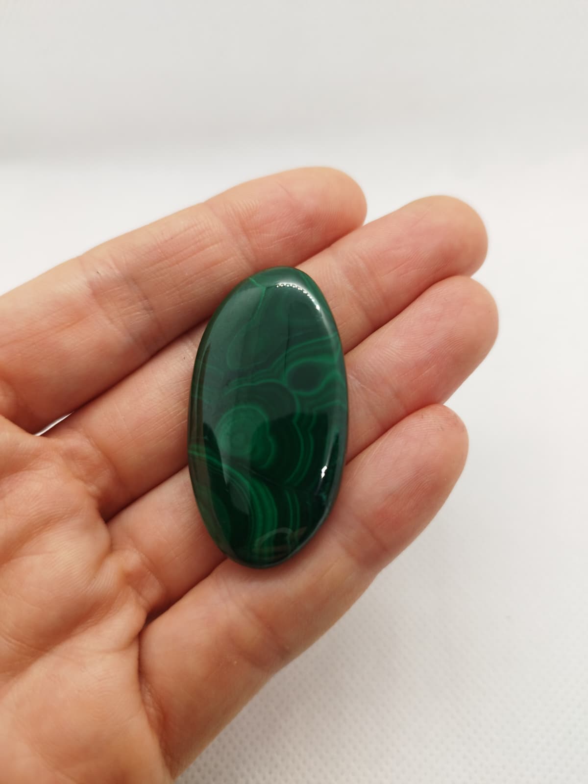 Malachite cabochon